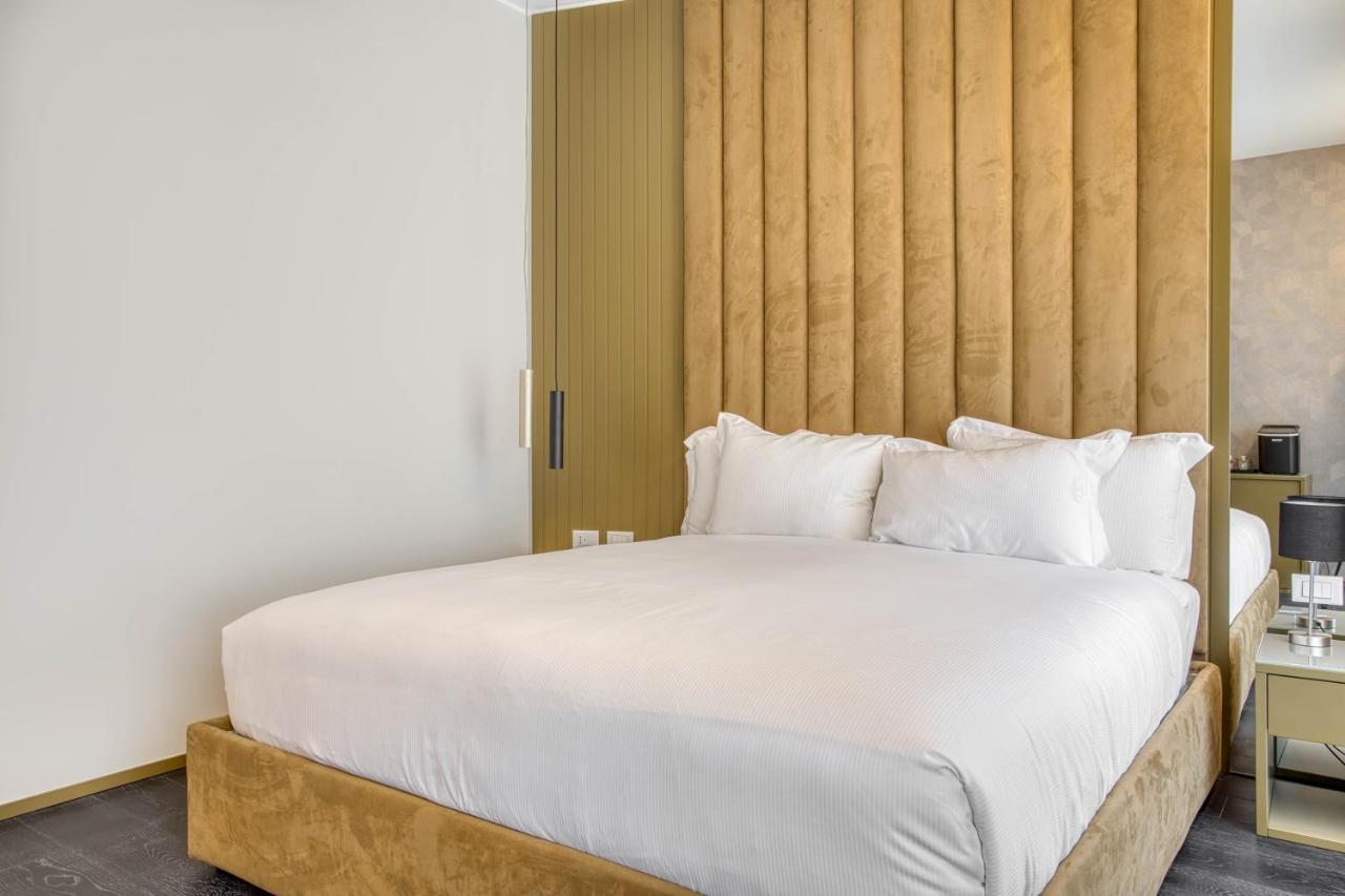 Le Suite Del Corso The Smart Boutique Aparthotel By Ospitami Милан Экстерьер фото